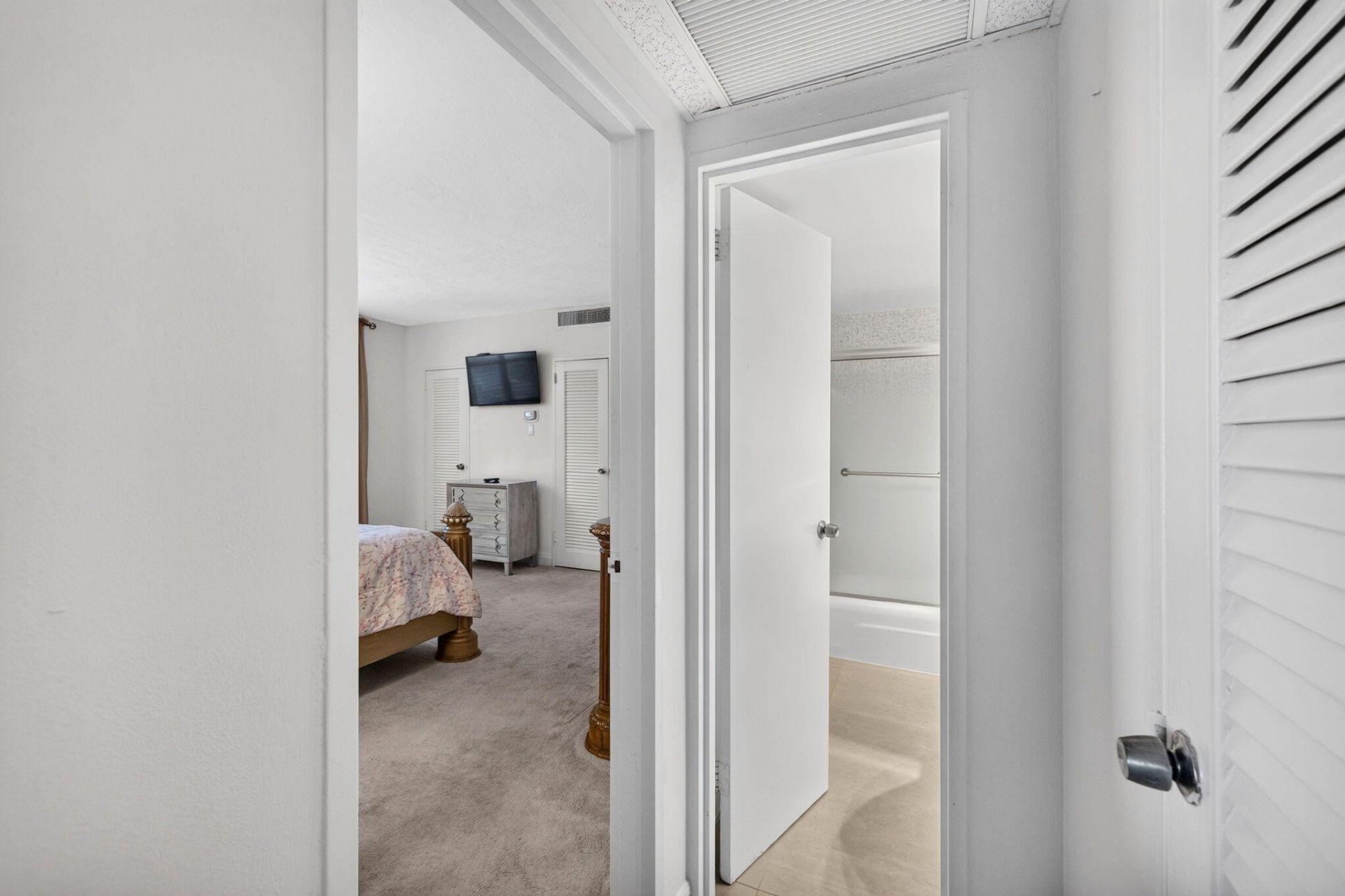 4250 Galt Ocean Drive, Unit 12g, Fort Lauderdale, FL 33308 Photo