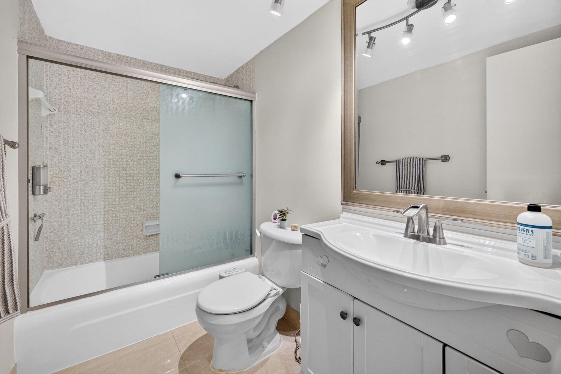4250 Galt Ocean Drive, Unit 12g, Fort Lauderdale, FL 33308 Photo