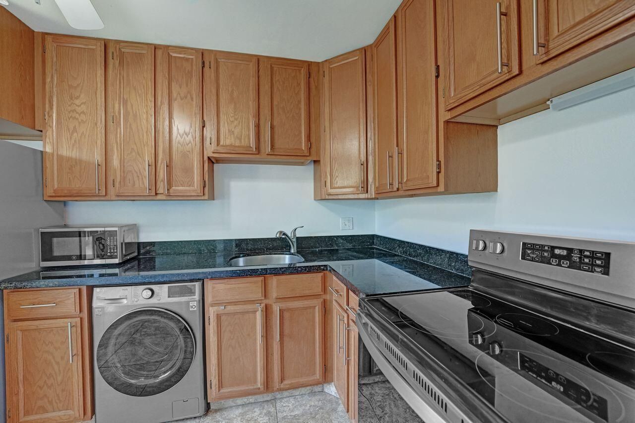 35 Colonial Club Drive, Unit 203, Boynton Beach, FL 33435 Photo