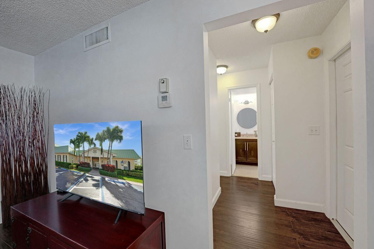 35 Colonial Club Drive, Unit 203, Boynton Beach, FL 33435 Photo