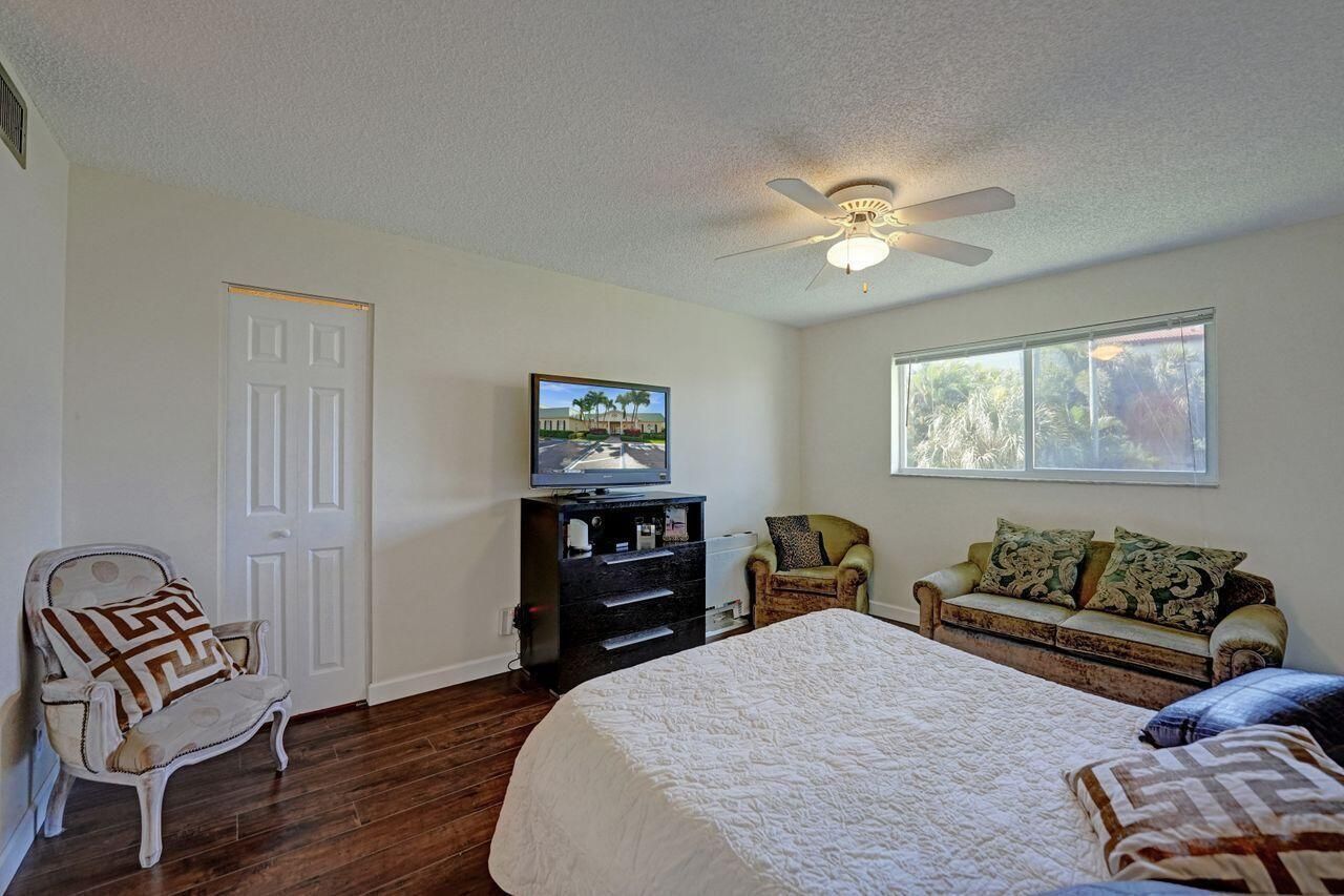 35 Colonial Club Drive, Unit 203, Boynton Beach, FL 33435 Photo