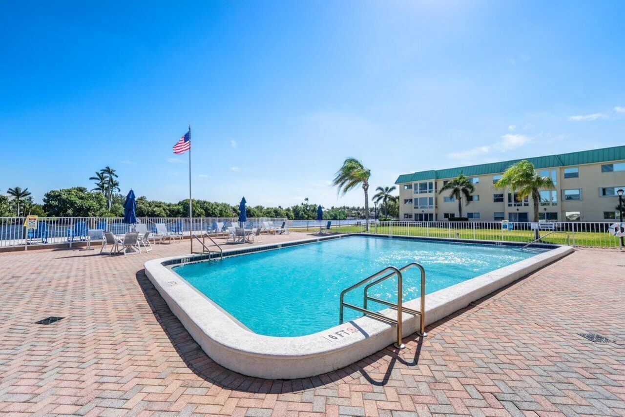 35 Colonial Club Drive, Unit 203, Boynton Beach, FL 33435 Photo