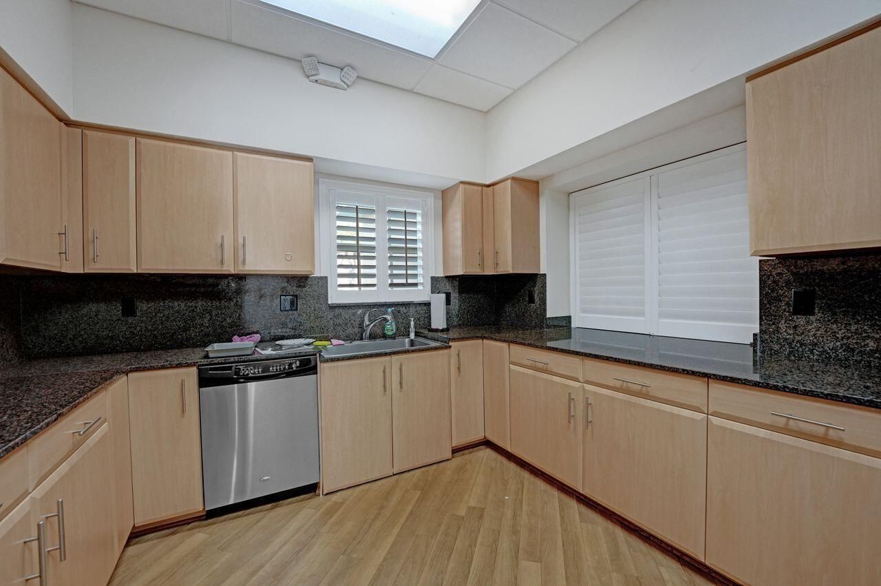 35 Colonial Club Drive, Unit 203, Boynton Beach, FL 33435 Photo