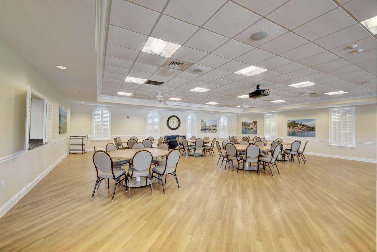 35 Colonial Club Drive, Unit 203, Boynton Beach, FL 33435 Photo