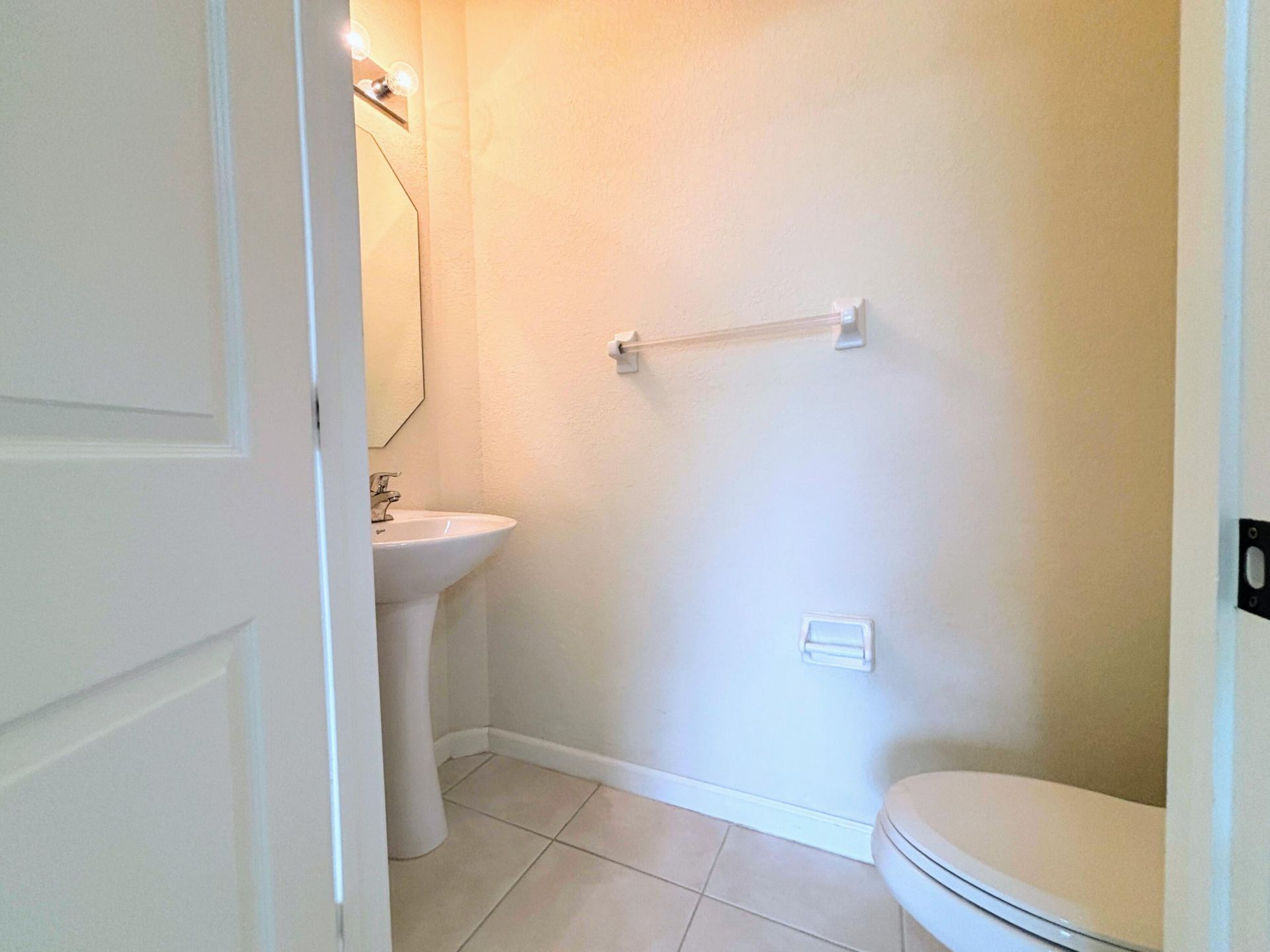 5088 SE Mariner Garden Circle, Stuart, FL 34997 Photo