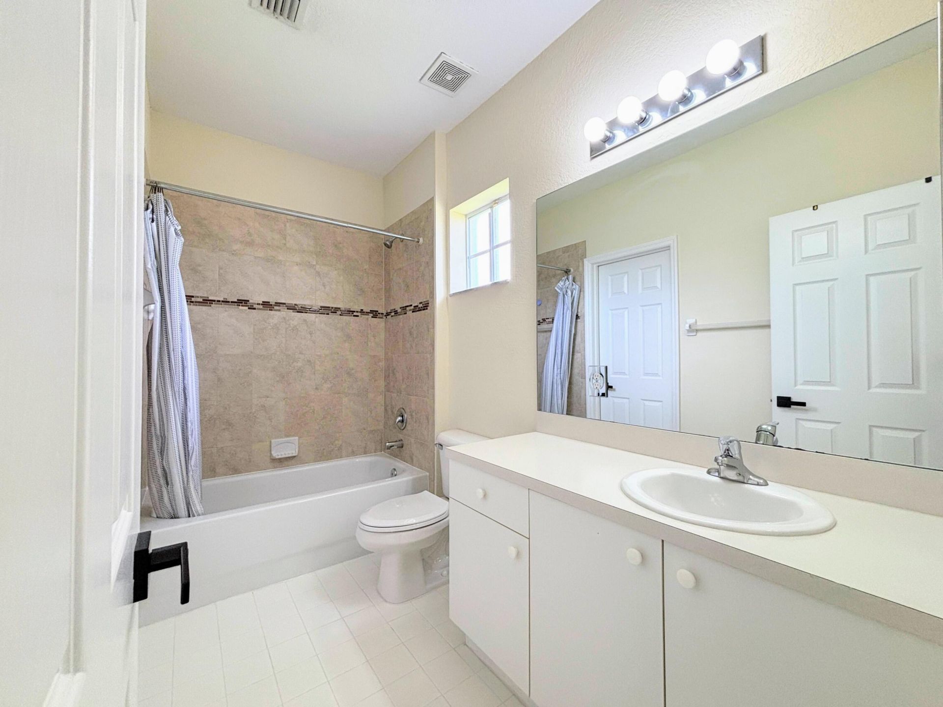 5088 SE Mariner Garden Circle, Stuart, FL 34997 Photo