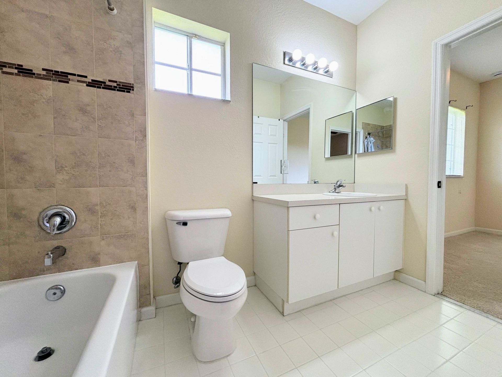 5088 SE Mariner Garden Circle, Stuart, FL 34997 Photo