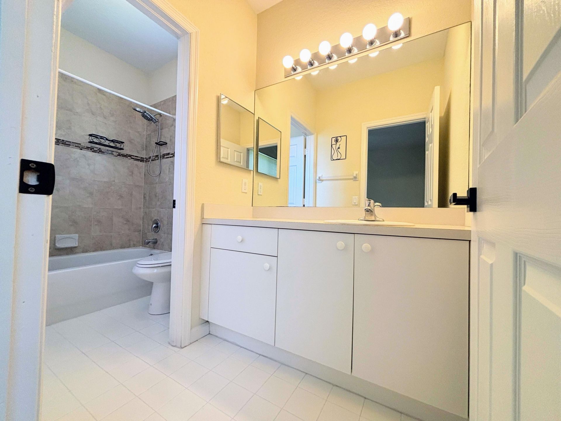 5088 SE Mariner Garden Circle, Stuart, FL 34997 Photo