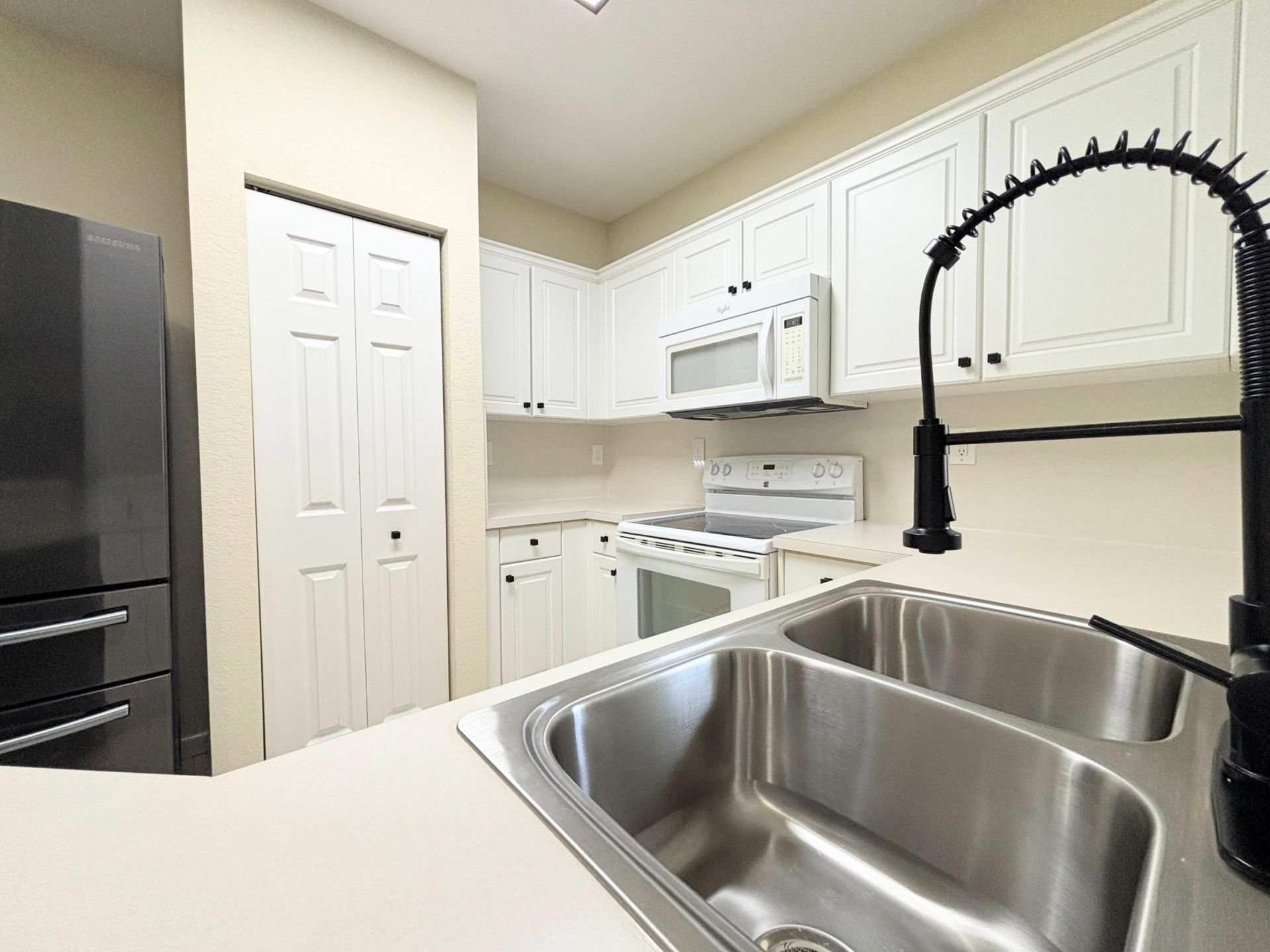 5088 SE Mariner Garden Circle, Stuart, FL 34997 Photo