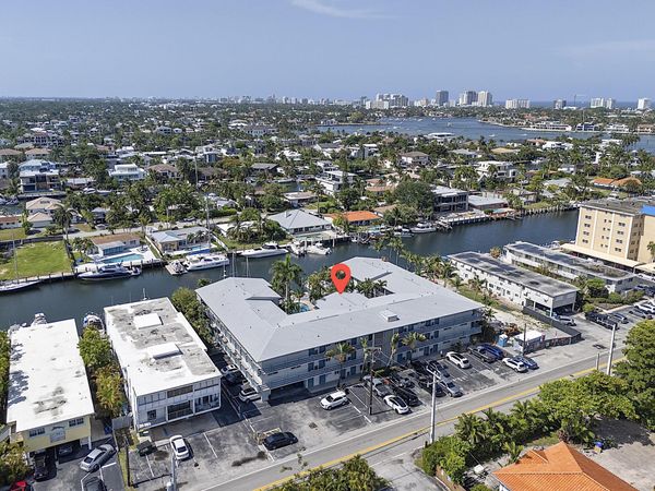 1535 SE 15th Street, Unit 206, Fort Lauderdale, FL 33316