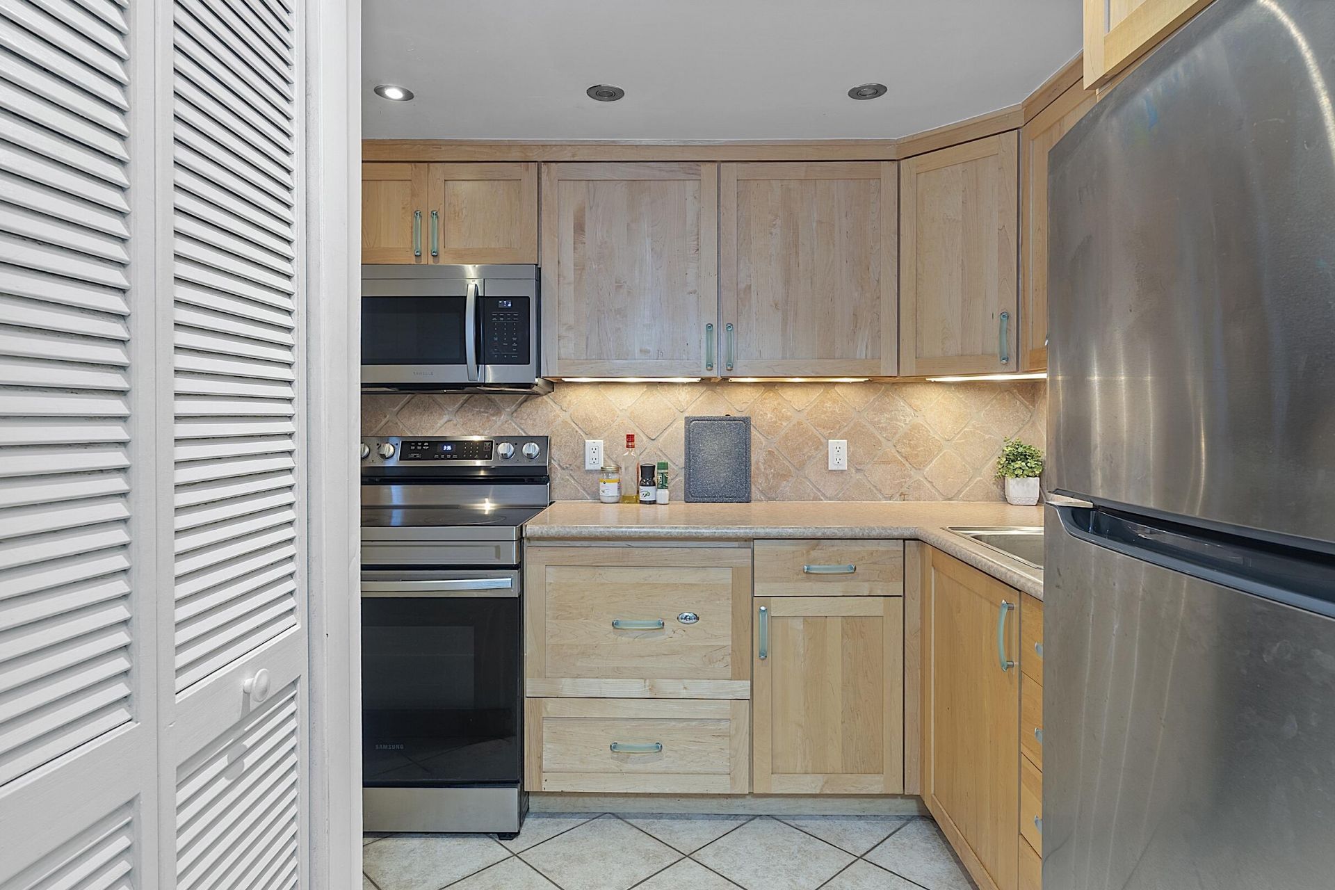 1535 SE 15th Street, Unit 206, Fort Lauderdale, FL 33316 Photo