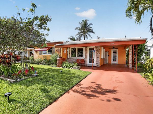 220 NW 48th Street, Oakland Park, FL 33309