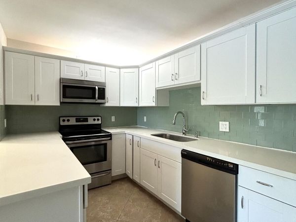 13830 Oneida Drive, Unit G1, Delray Beach, FL 33446