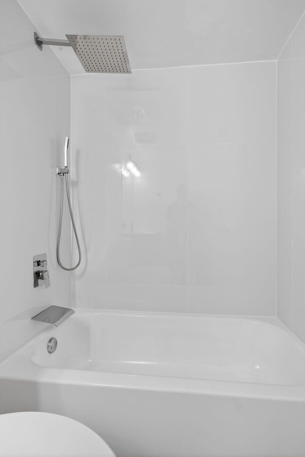 5561 Lakeside Drive, Unit 107, Margate, FL 33063 Photo