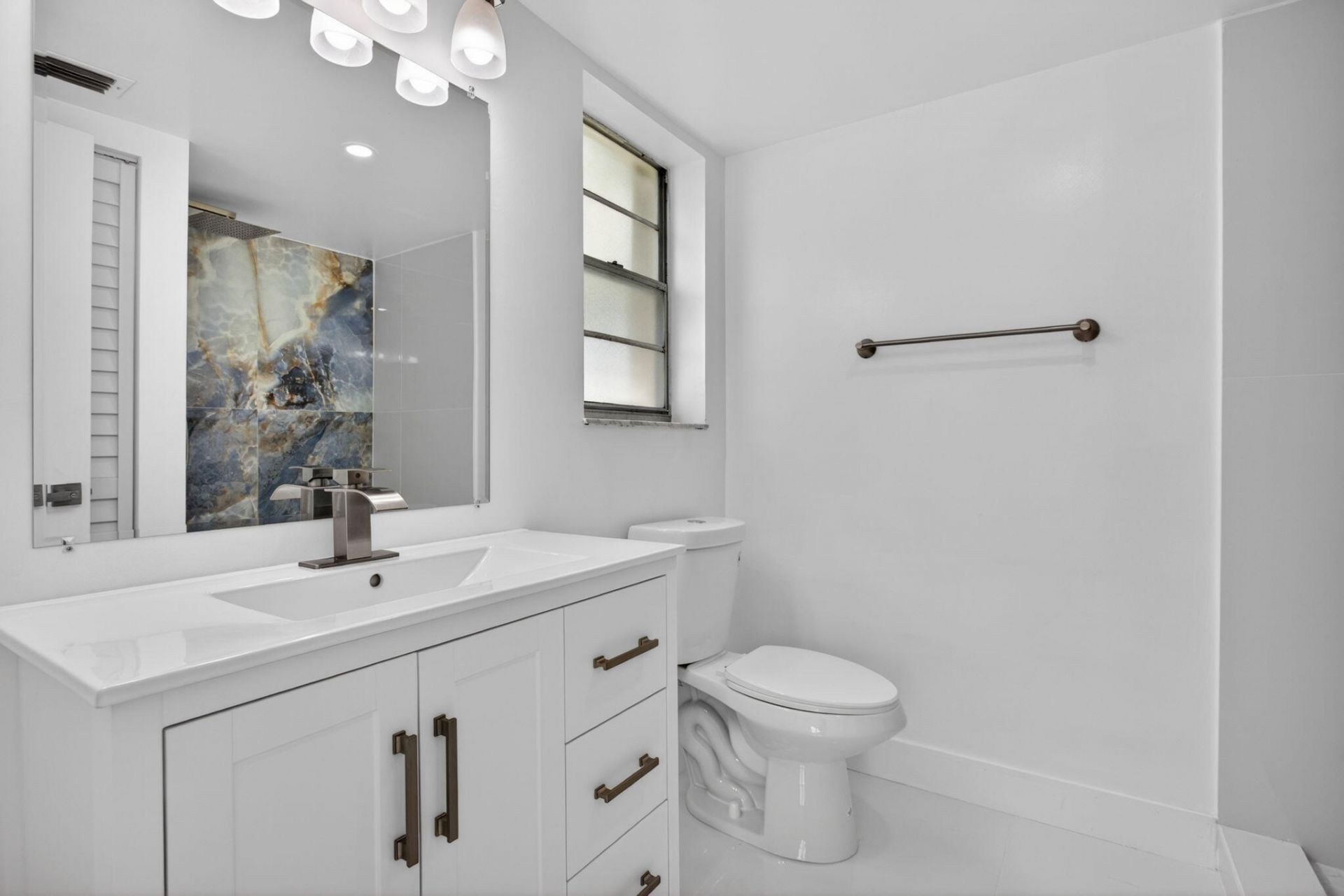 5561 Lakeside Drive, Unit 107, Margate, FL 33063 Photo