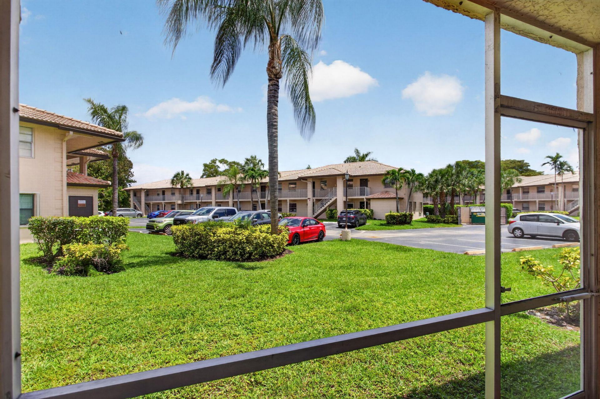 5561 Lakeside Drive, Unit 107, Margate, FL 33063 Photo