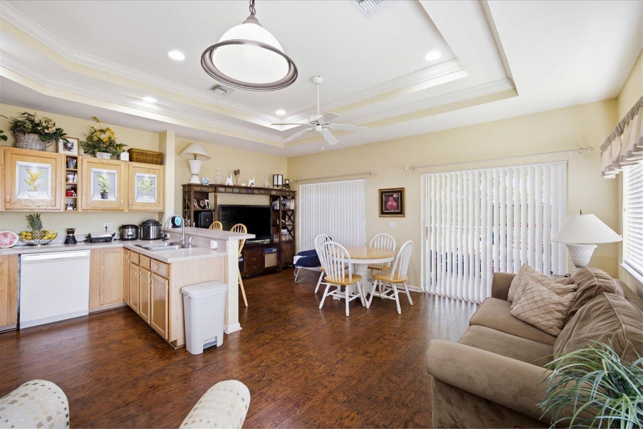 8340 Mulligan Circle, Unit 2024, Port Saint Lucie, FL 34986 Photo