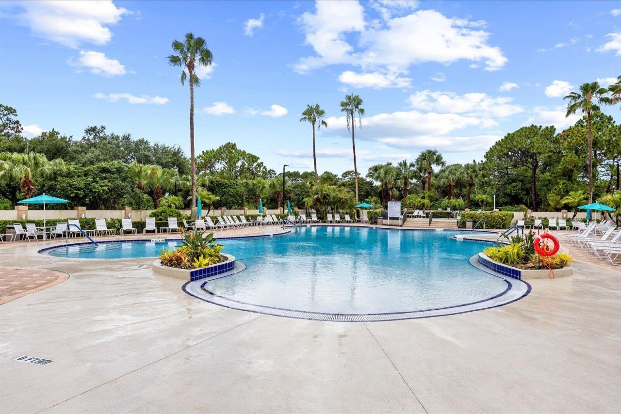 8340 Mulligan Circle, Unit 2024, Port Saint Lucie, FL 34986 Photo