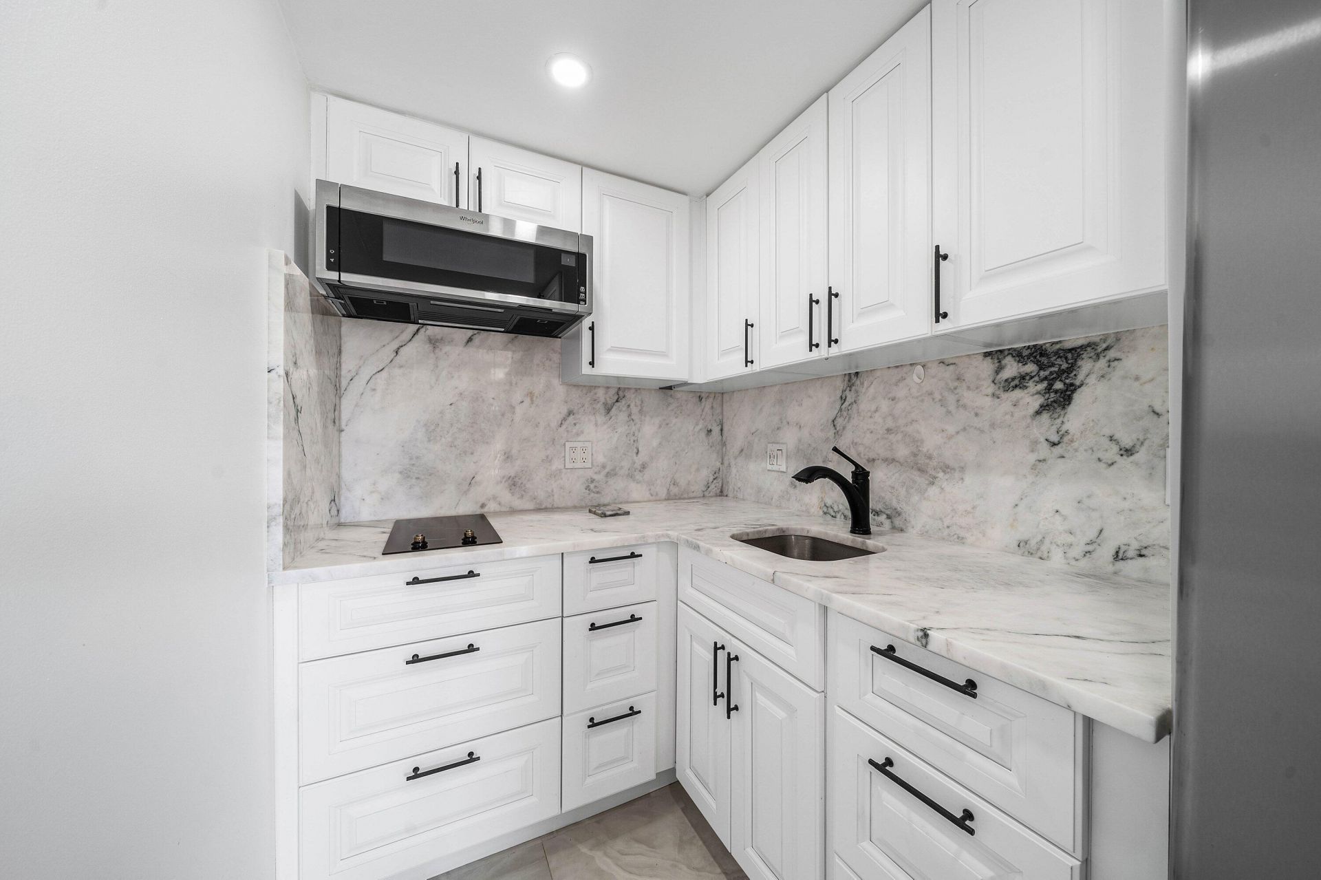15 S Golfview Road, Unit 206, Lake Worth, FL 33460 Photo