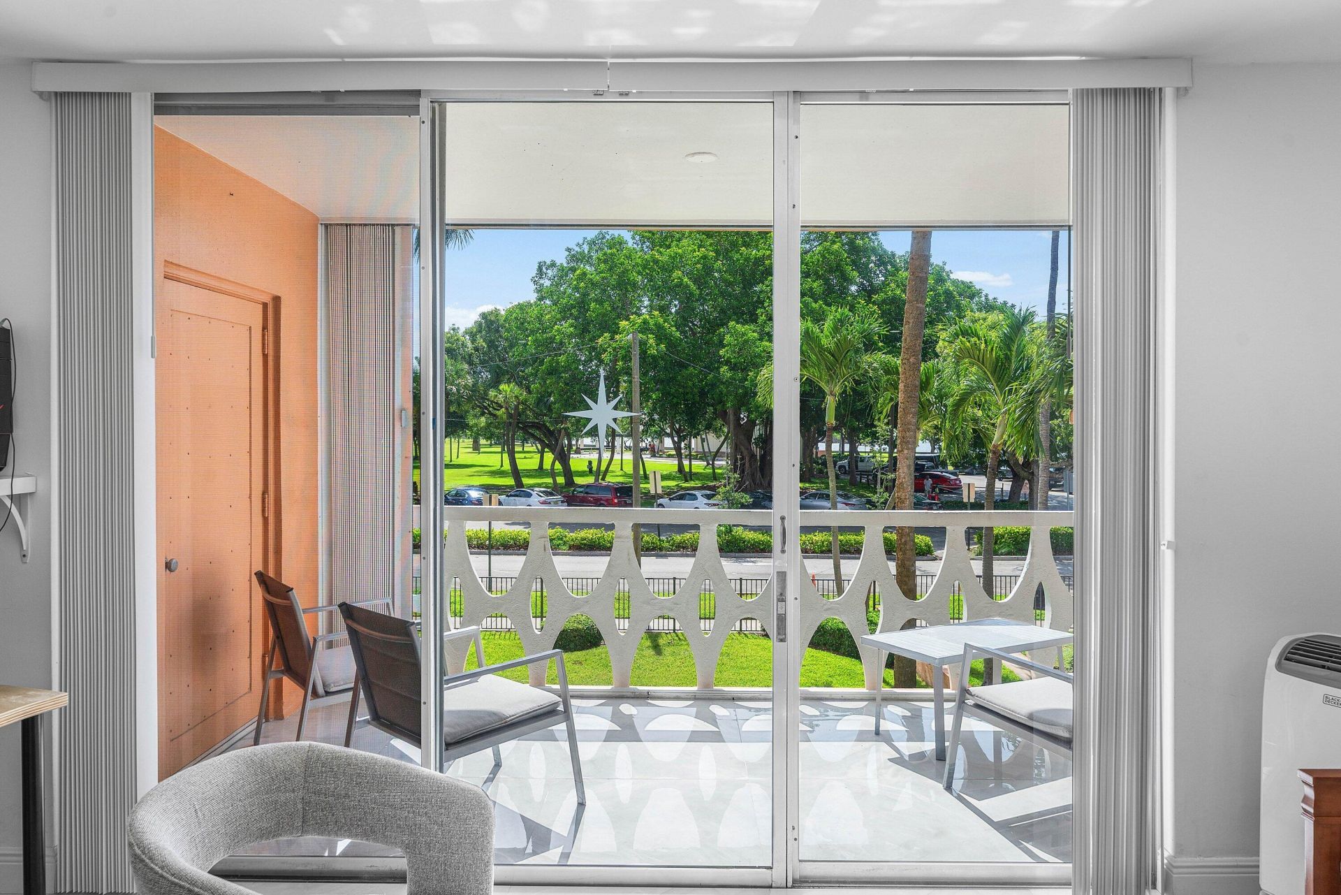 15 S Golfview Road, Unit 206, Lake Worth, FL 33460 Photo