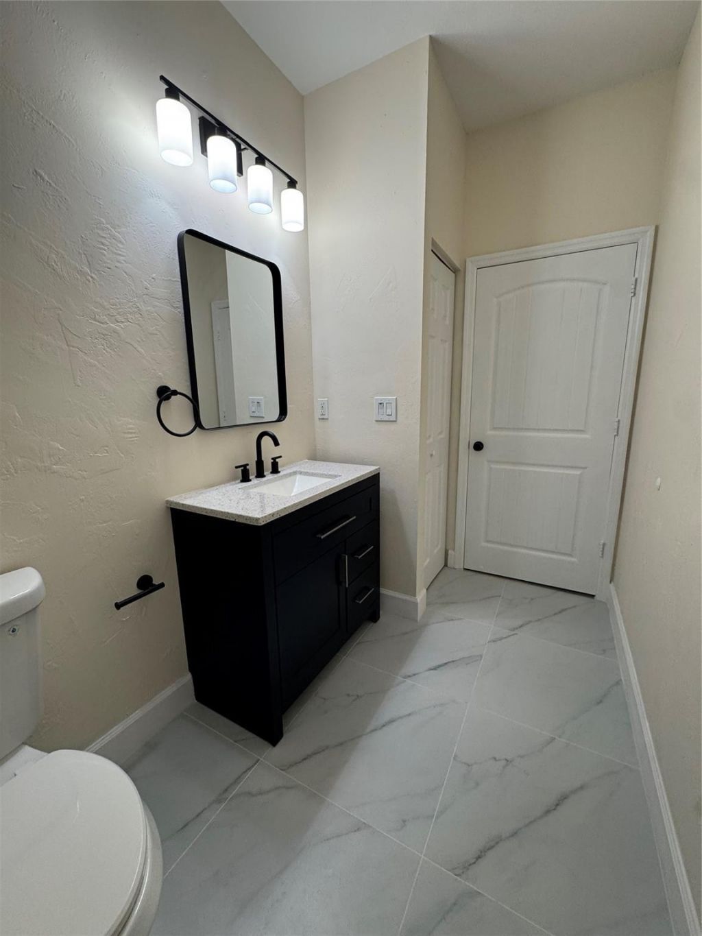 749 SW 3rd Avenue, Pompano Beach, FL 33060 Photo