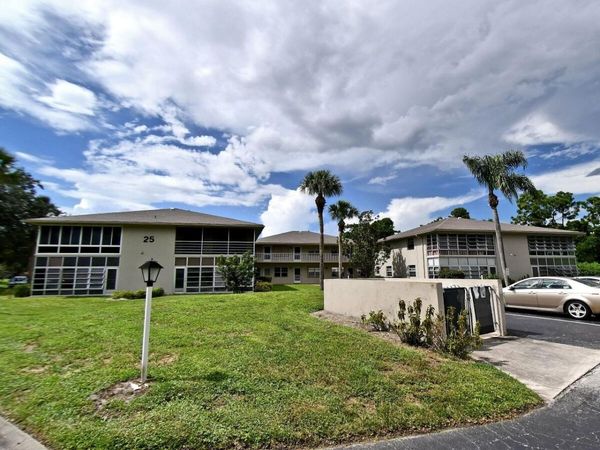 25 Lake Vista Trail, Unit 106, Port St. Lucie, FL 34952