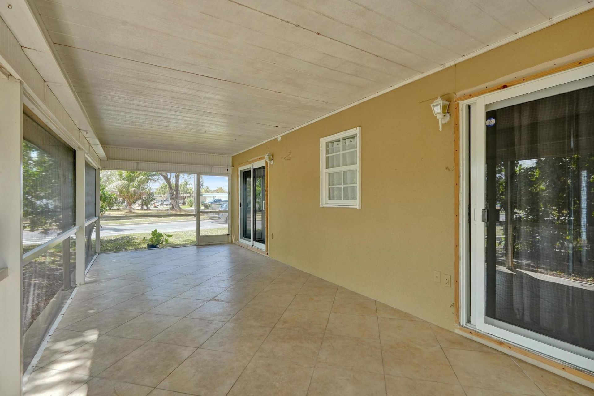 7018 NW 64th Street, Tamarac, FL 33321 Photo
