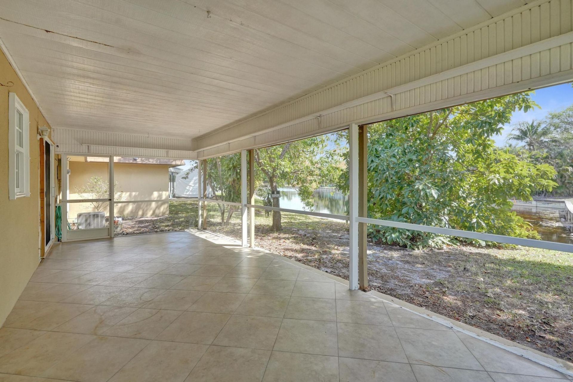 7018 NW 64th Street, Tamarac, FL 33321 Photo