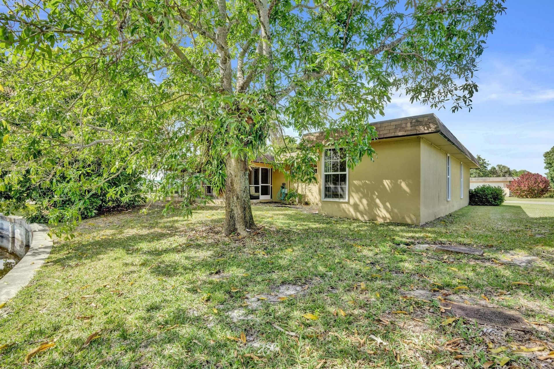 7018 NW 64th Street, Tamarac, FL 33321 Photo