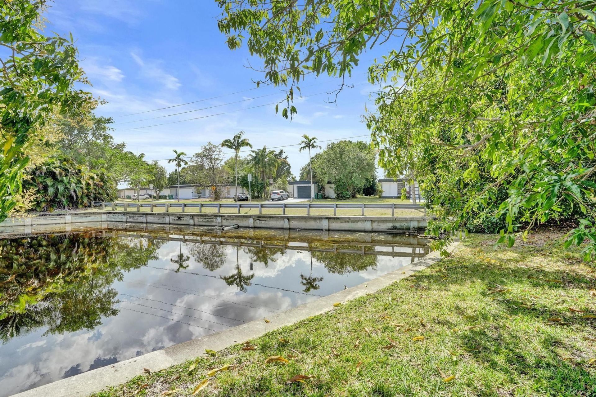 7018 NW 64th Street, Tamarac, FL 33321 Photo