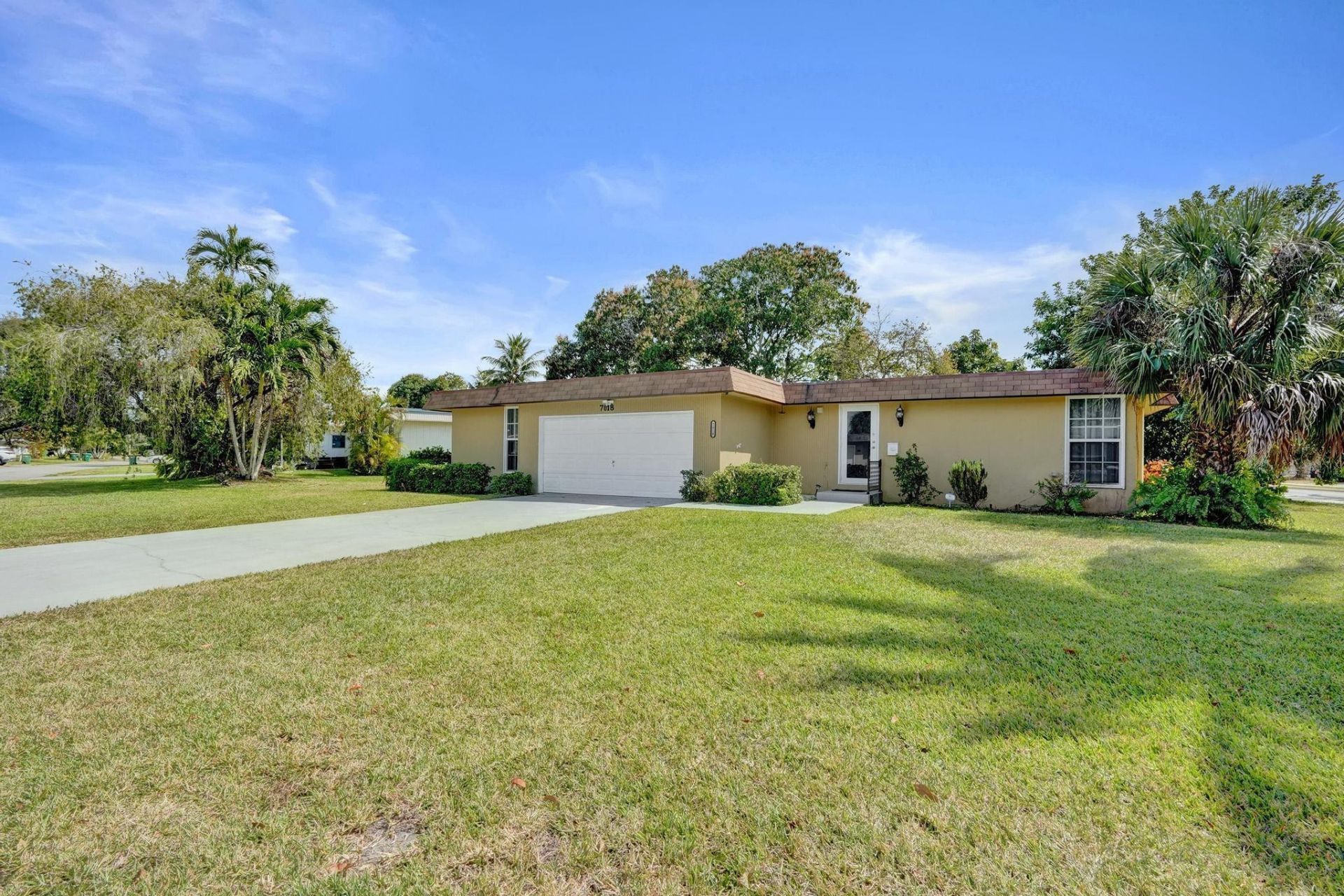 7018 NW 64th Street, Tamarac, FL 33321 Photo