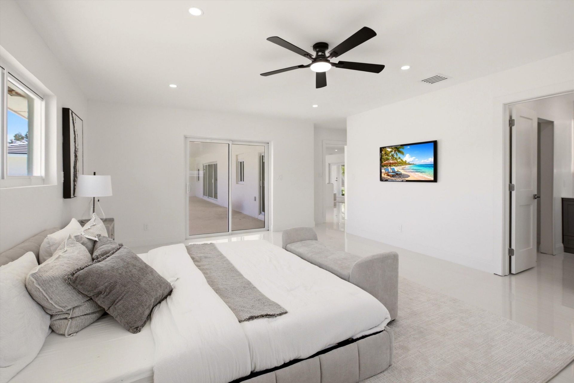 401 NW 3rd Place, Dania Beach, FL 33004 Photo