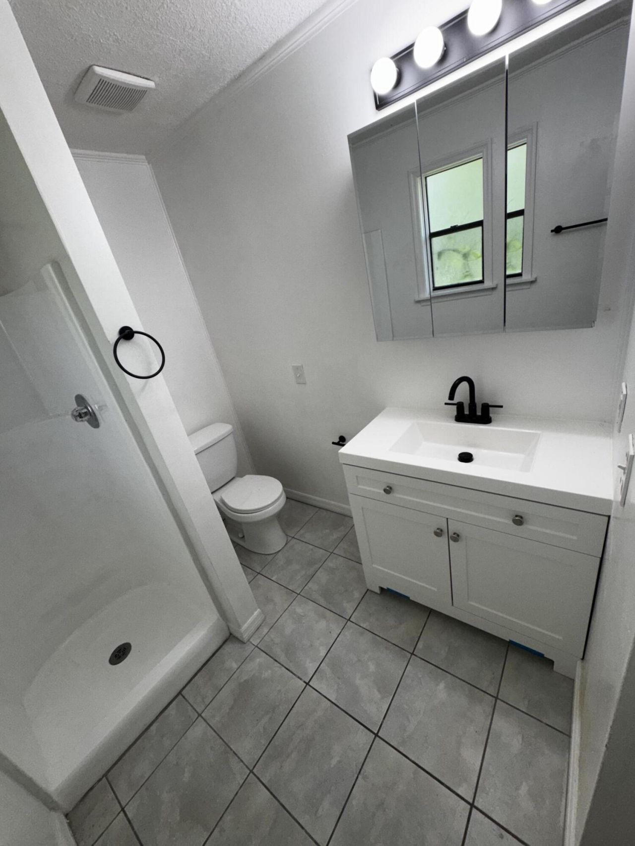 1464 W 32nd Street, Riviera Beach, FL 33404 Photo