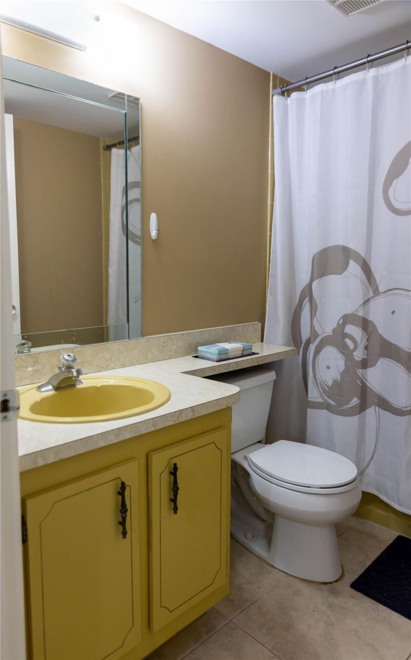 7680 NW 18th Street, Unit 406, Margate, FL 33063 Photo