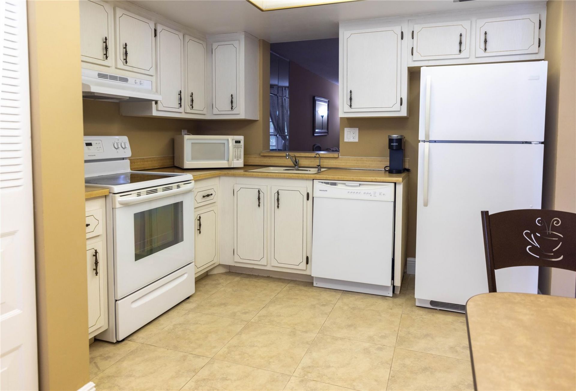 7680 NW 18th Street, Unit 406, Margate, FL 33063 Photo