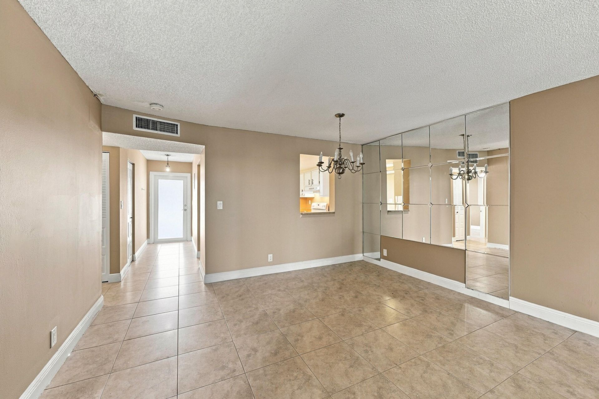 7680 NW 18th Street, Unit 406, Margate, FL 33063 Photo