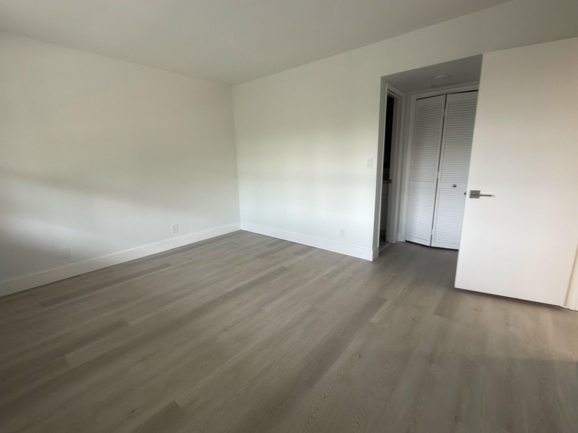 625 Oaks Drive, Unit 305, Pompano Beach, FL 33069 Photo