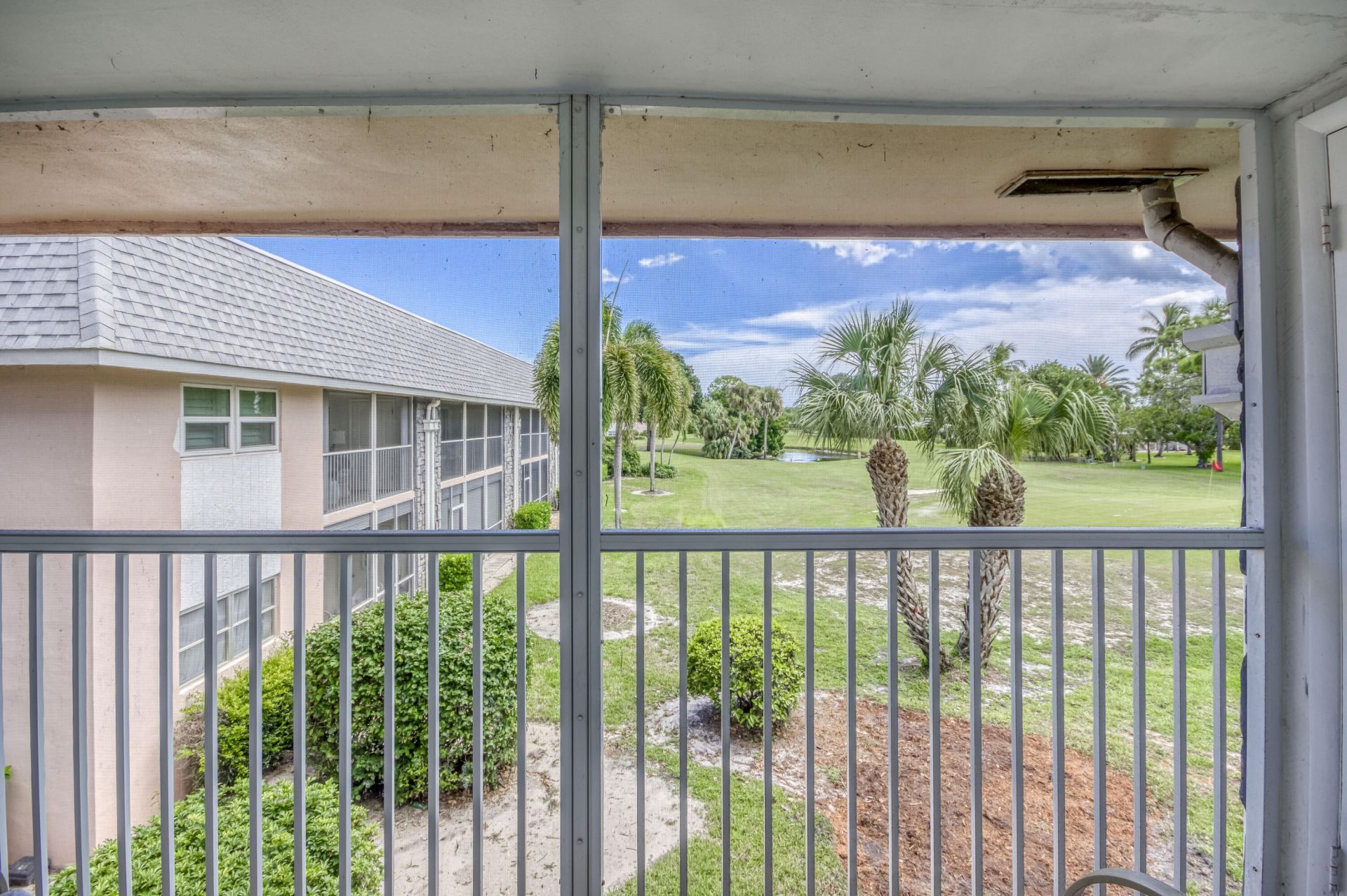 18081 SE Country Club Drive, Unit 26, Jupiter, FL 33469 Photo