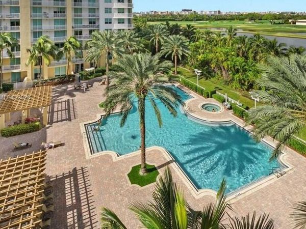 1755 E Hallandale Beach Boulevard, Unit 2104e, Hallandale, FL 33009