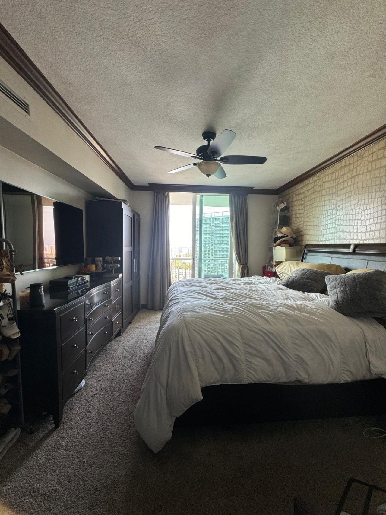 1755 E Hallandale Beach Boulevard, Unit 2104e, Hallandale, FL 33009 Photo