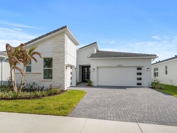 11968 SW Pantone Street, Port St. Lucie, FL 34987