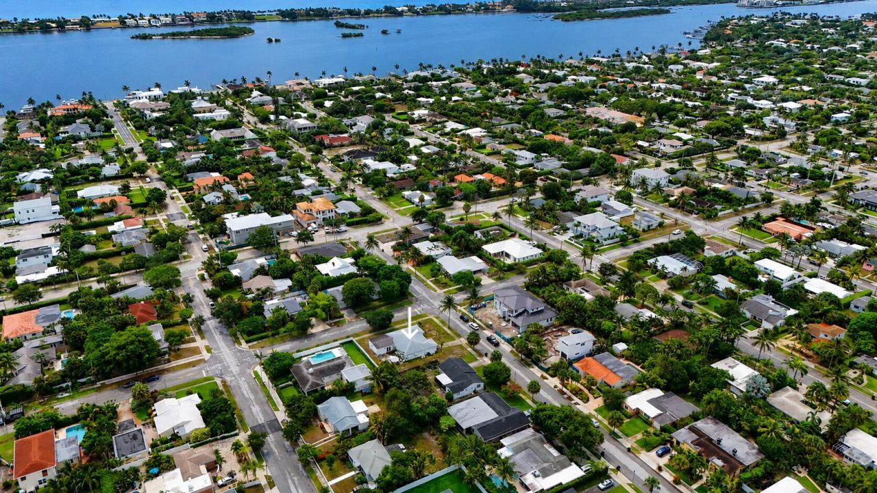 325 Franklin Road, West Palm Beach, FL 33405 Photo