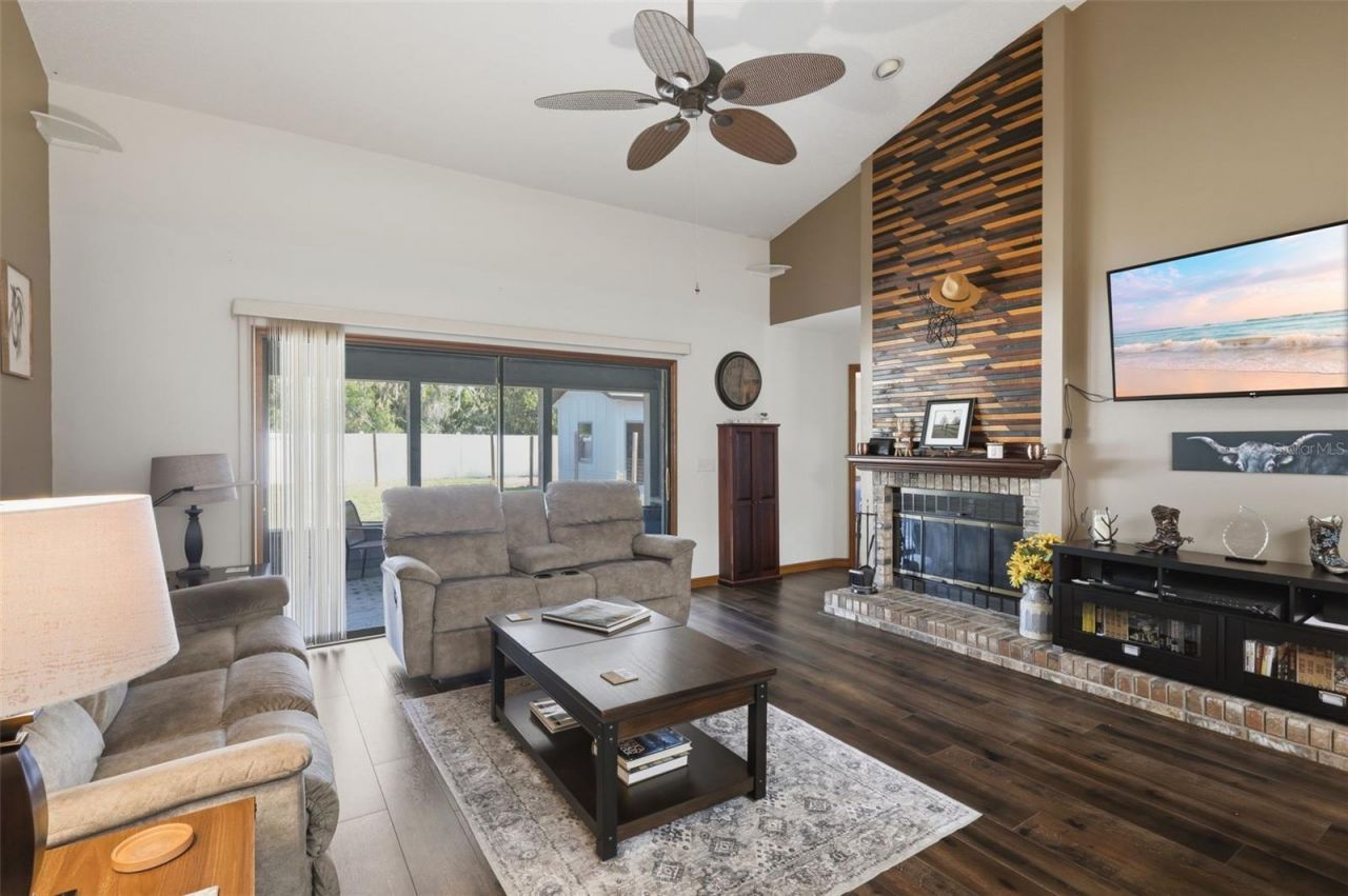 168 Community Drive , Debary, FL 32713 Photo
