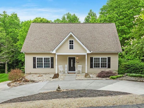 210 Wahuhu Lane, Loudon, TN 37774