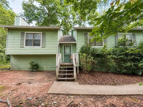 4021 Oak Stone Drive , Douglasville, GA 30135