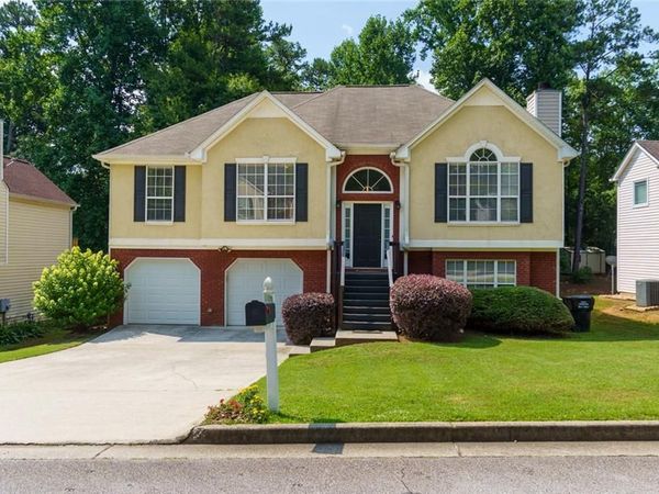 5502 Sweetsprings Drive SW, Powder Springs, GA 30127