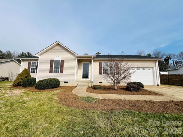 2050 Rocketts Way, Newton, NC 28658