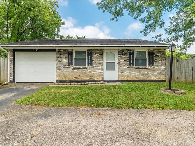 6743 Tiger Drive, Huber Heights, OH 45424 Photo 2