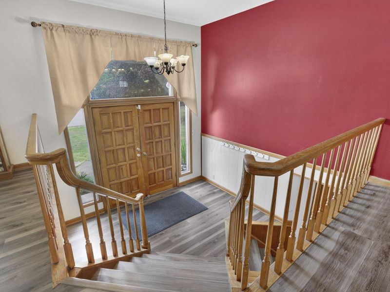 326 Roberts Drive SE, Newark, OH 43055 Photo 3