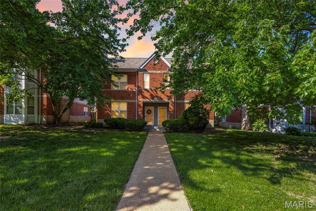 4122 Westminster Place, Saint Louis, MO 63108 Main Photo